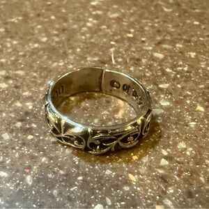 Elegant Silver Filigree Ring